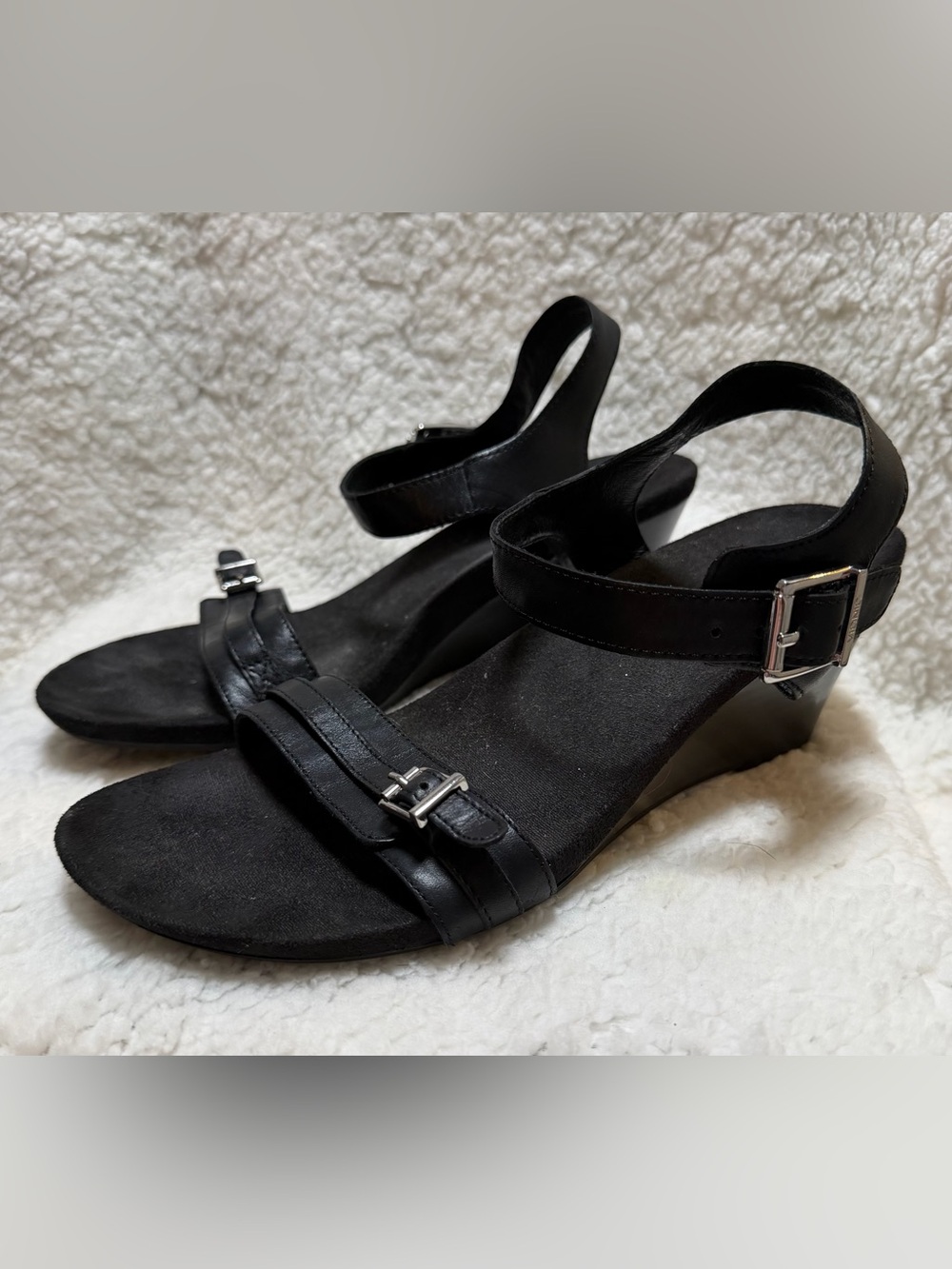 Vionic Laurie Sandals Shoes Womens Size 8.5 Black Leather Strappy Orthotic Wedge